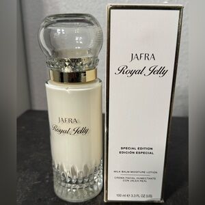 JAFRA Royal Jelly Special Edition Lotion